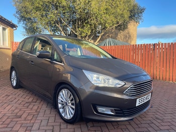 2016 (16) - 1.0T EcoBoost Titanium Euro 6 (s/s) 5dr