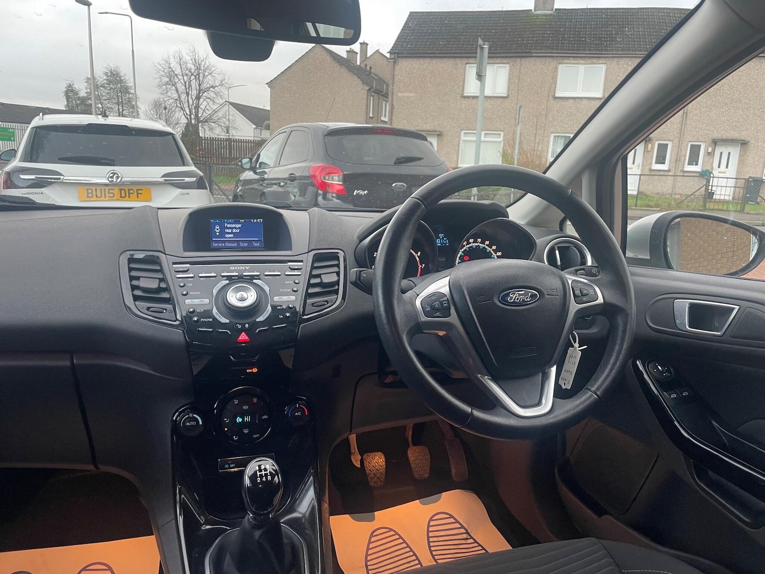 Used Ford Fiesta 2013 for sale - 76913669: Photo 11