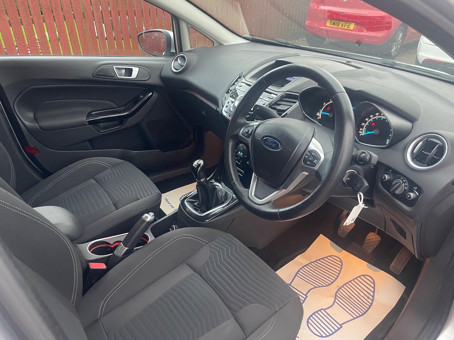 Used Ford Fiesta 2013 for sale - 76913669: Photo 9