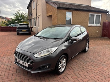 Used Ford Fiesta 2017 for sale - 79291954: Photo