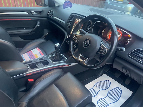 Used Renault Megane 2017 for sale - 76318178: Photo 11