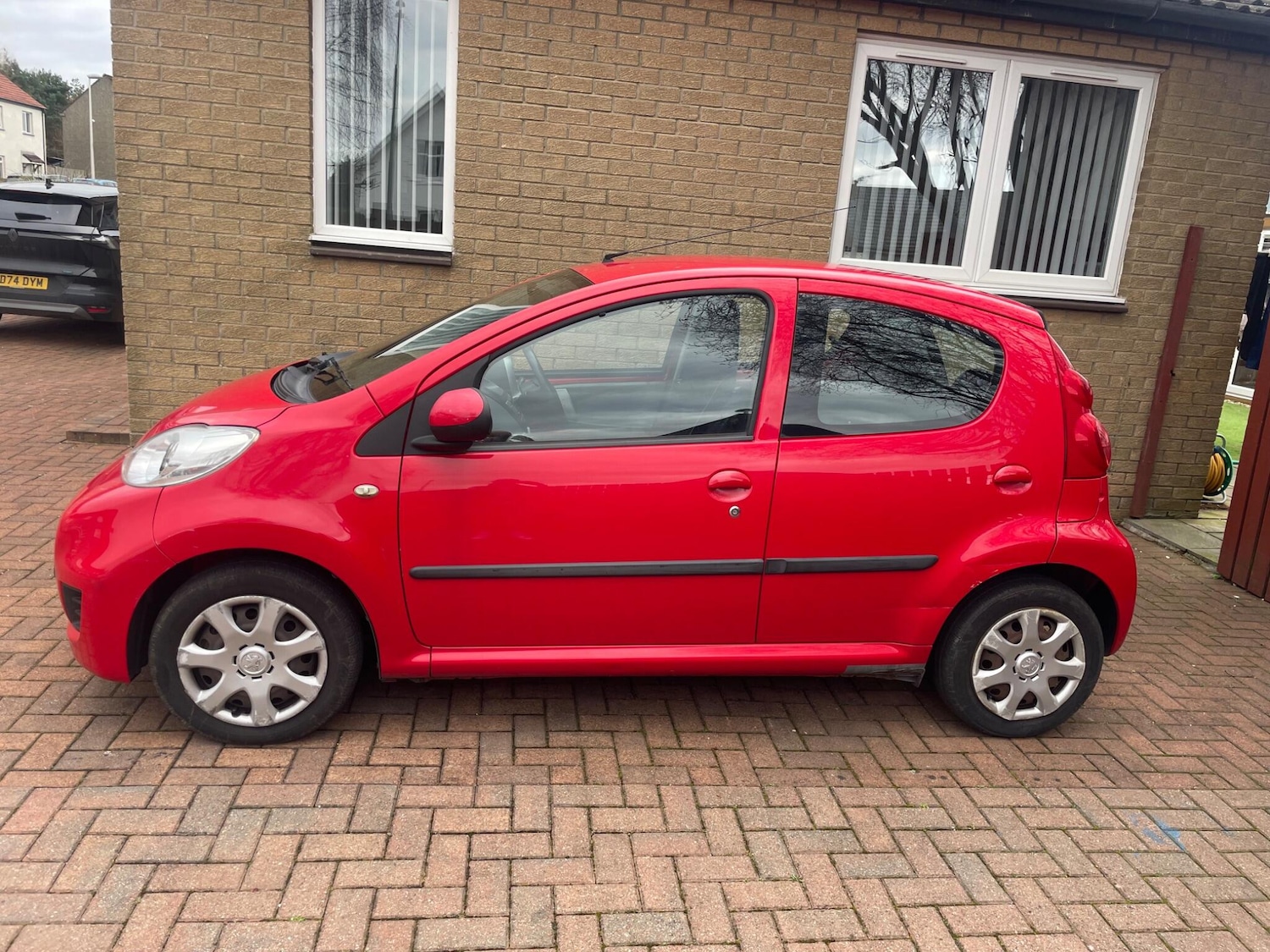 Used Peugeot 107 for sale - 77939625: Photo 2
