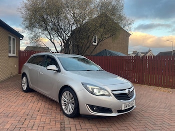 Used Vauxhall Insignia 2016 for sale - 76572339: Photo