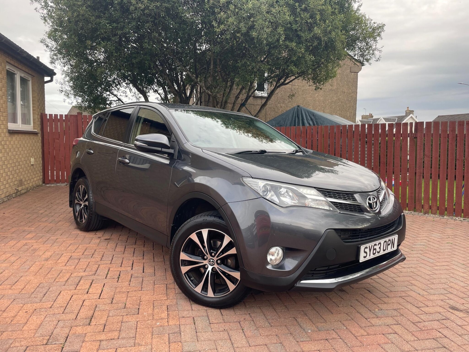 Used Toyota RAV4 2014 for sale - 76370921: Photo 3