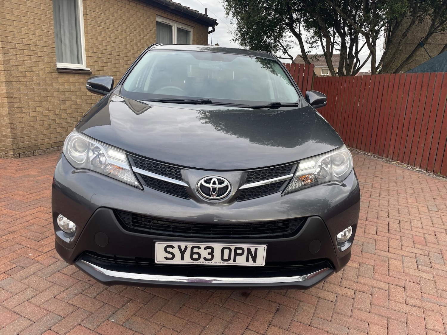 Used Toyota RAV4 2014 for sale - 76370921: Photo 4