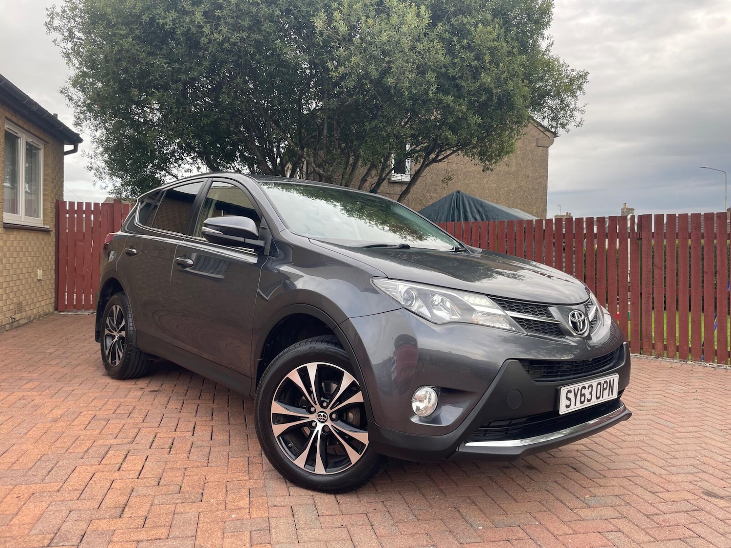 Used Toyota RAV4 2014 for sale - 76370921: Photo 5