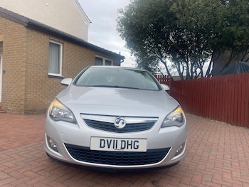 Used Vauxhall Astra 2011 for sale - 75905228: Photo