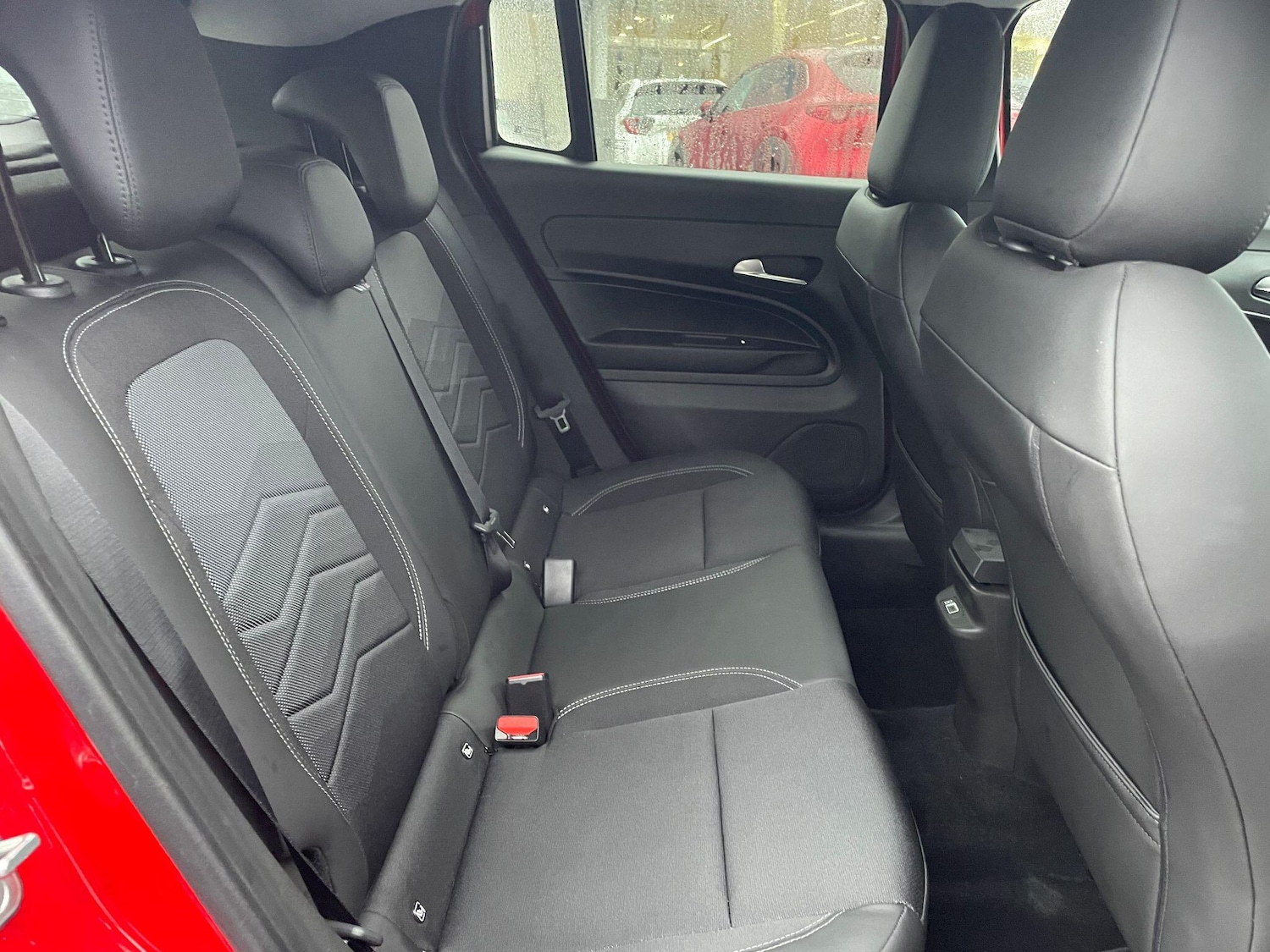 Used Jeep Avenger 2025 for sale - 76866153: Photo 11