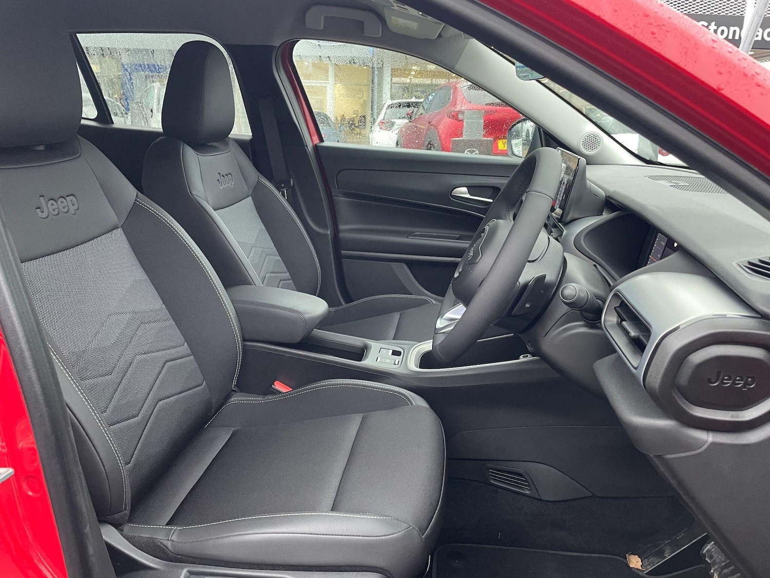 Used Jeep Avenger 2025 for sale - 76866153: Photo 9