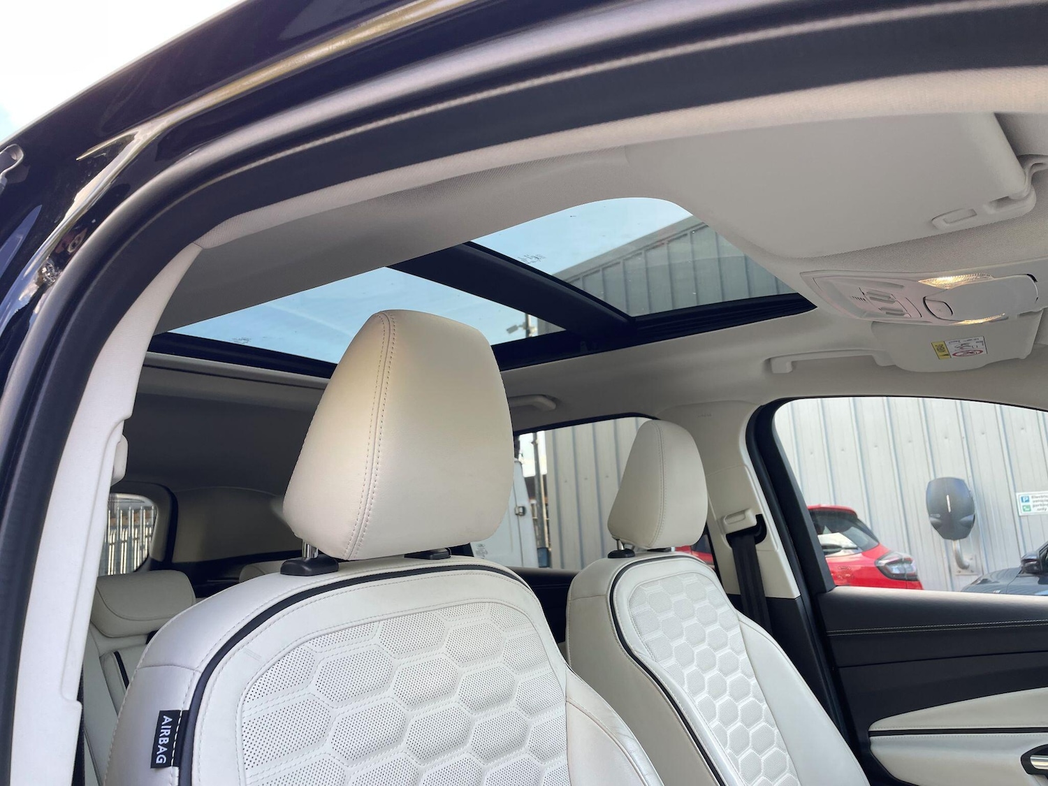 Used Ford Kuga 2018 for sale - 76327043: Photo 10