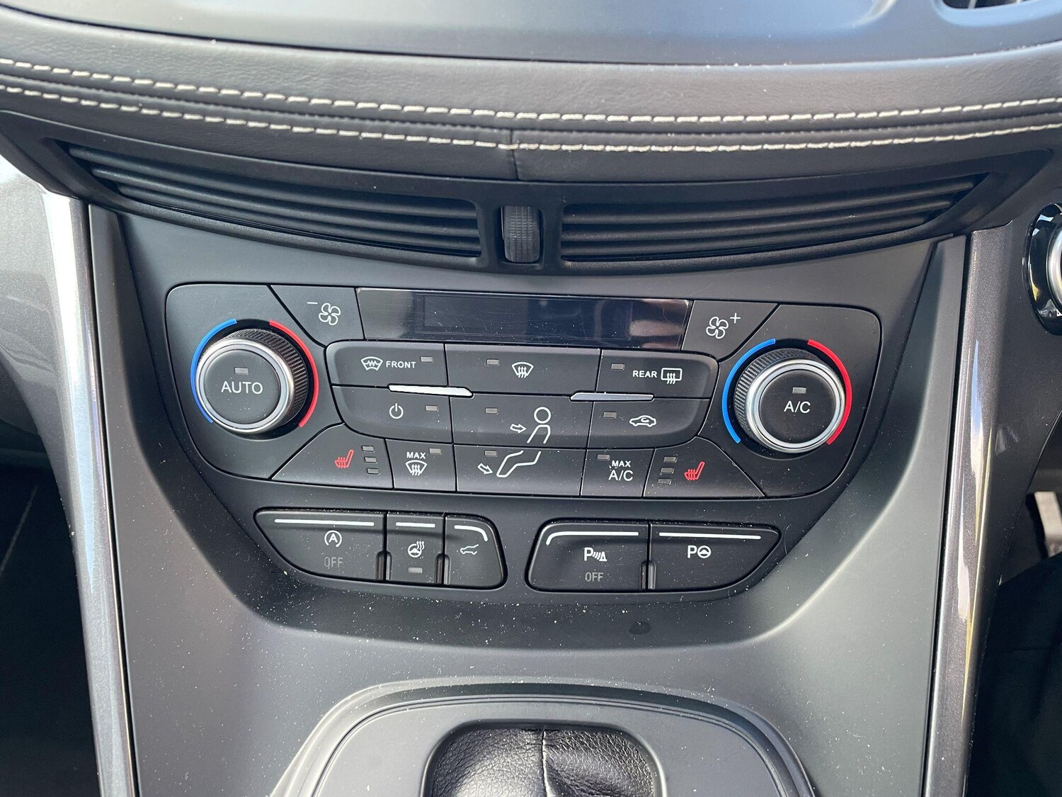 Used Ford Kuga 2018 for sale - 76327043: Photo 15