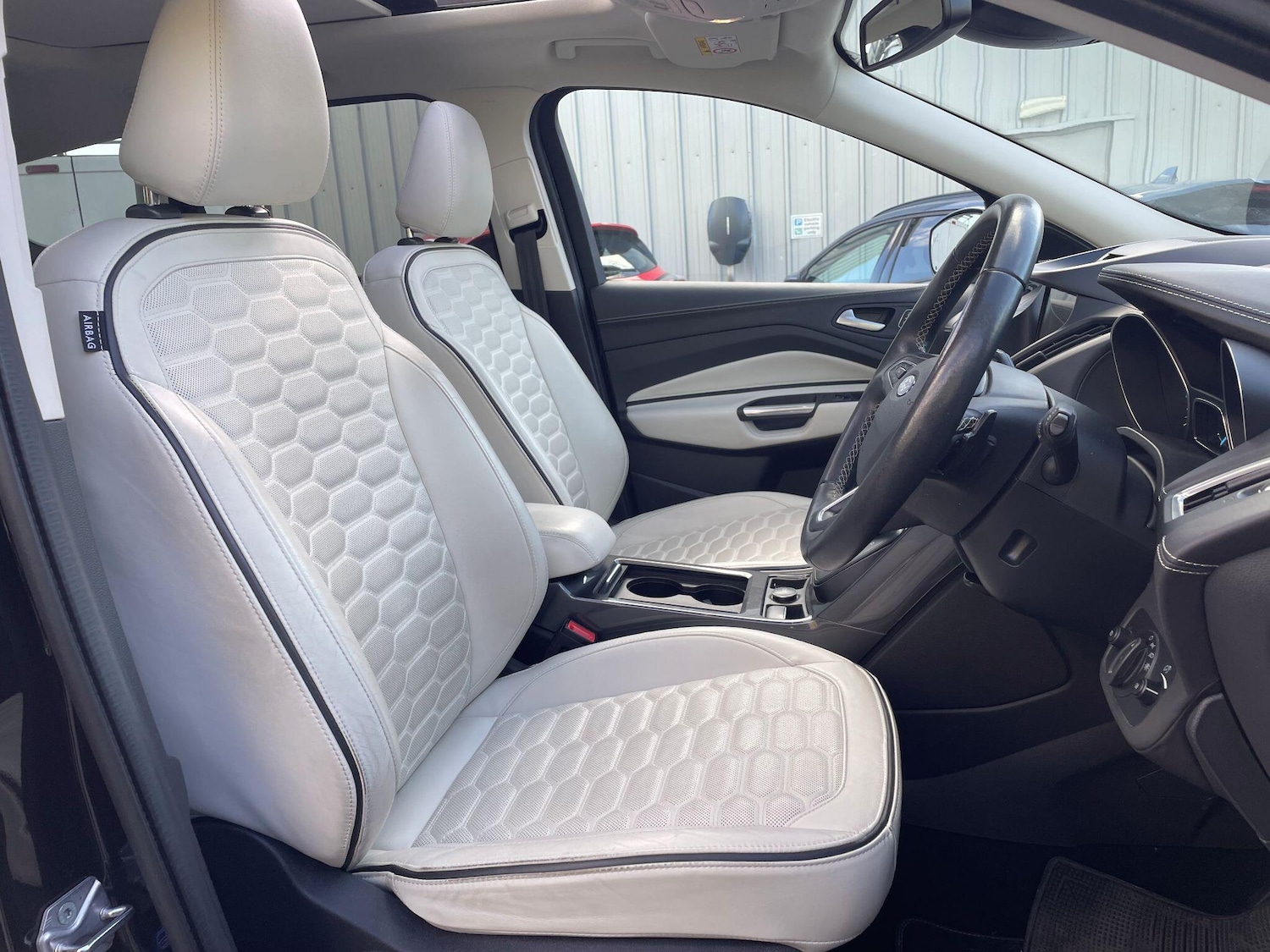 Used Ford Kuga 2018 for sale - 76327043: Photo 9