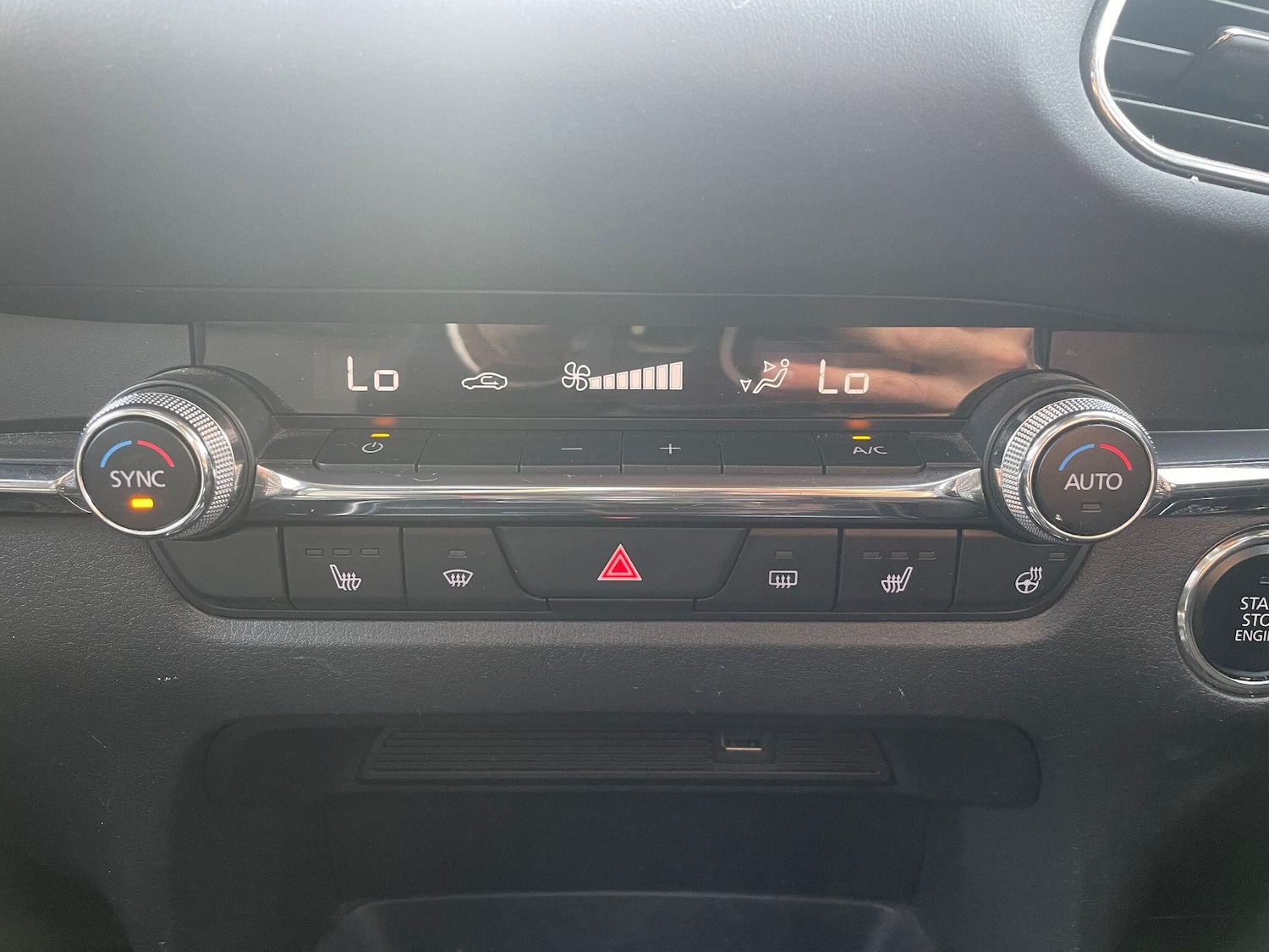 Used Mazda CX-30 2022 for sale - 77267072: Photo 3