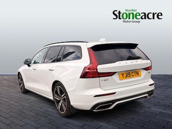 Used Volvo V60 2019 for sale - 79317397: Photo