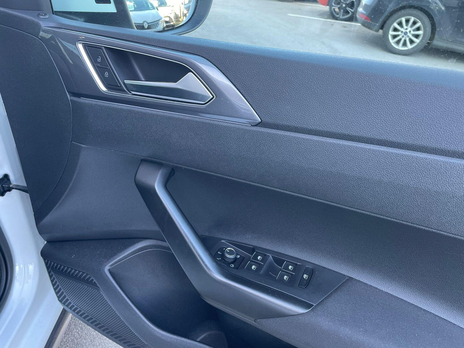 Used Volkswagen Taigo for sale - 77754110: Photo 16