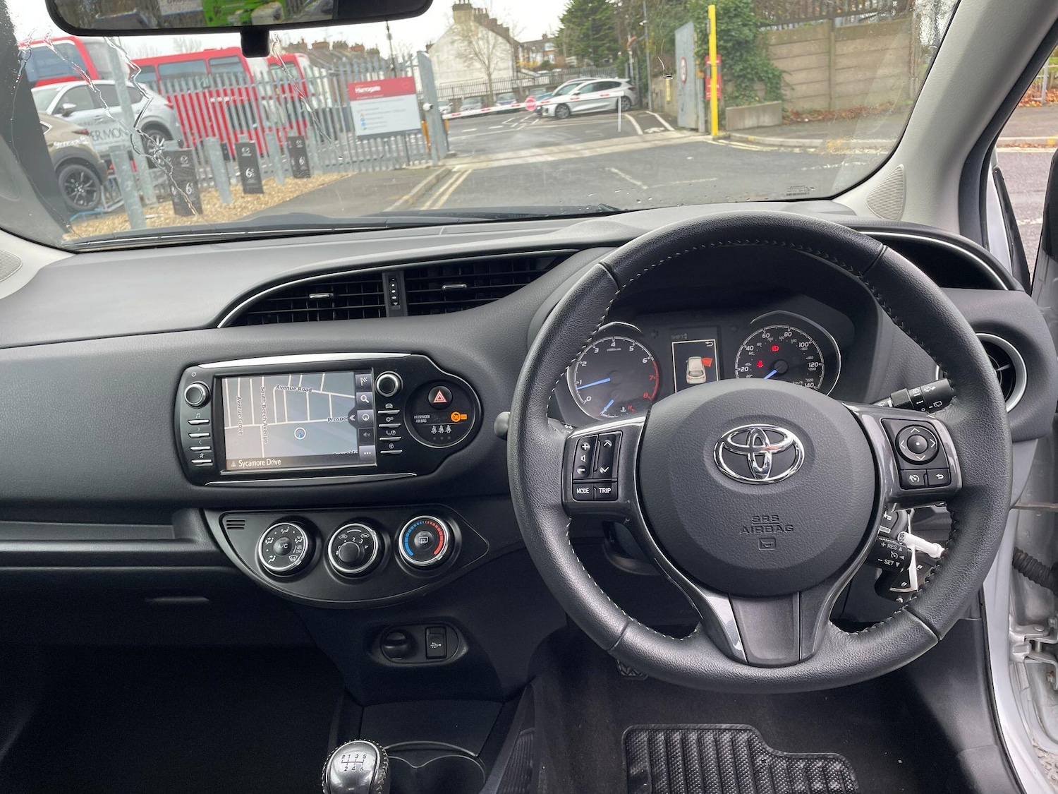 Used Toyota Yaris for sale - 77753331: Photo 9