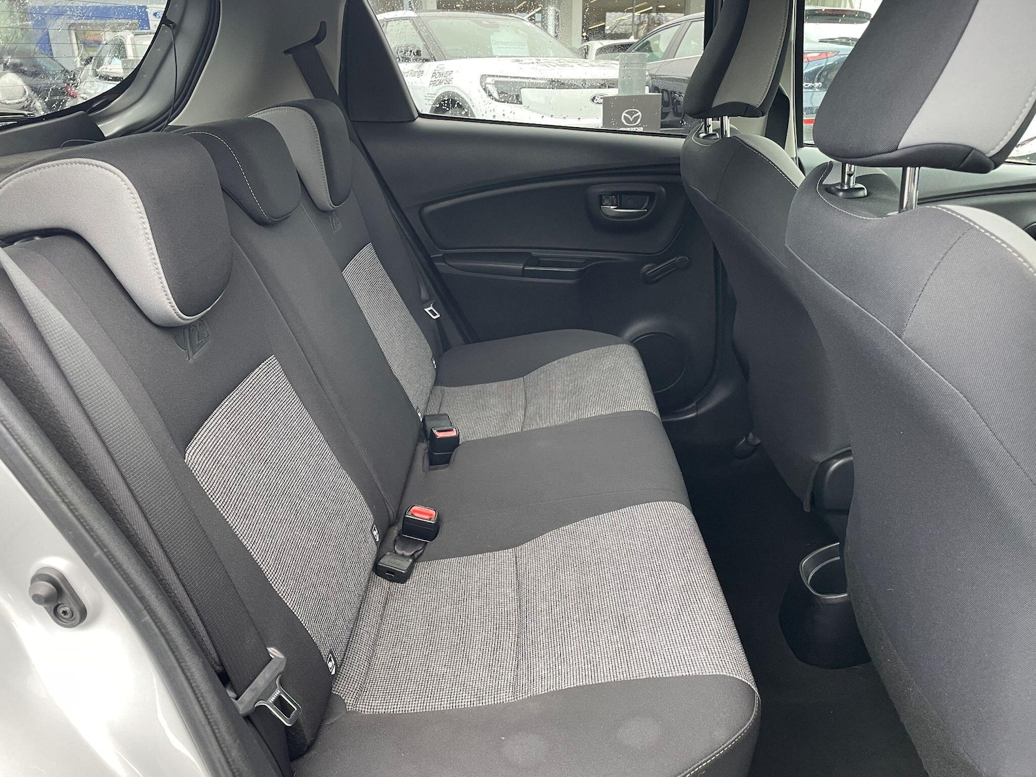 Used Toyota Yaris 2020 for sale - 76607203: Photo 15