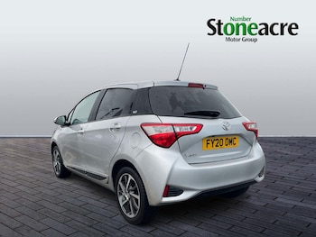 Used Toyota Yaris 2020 for sale - 76607203: Photo