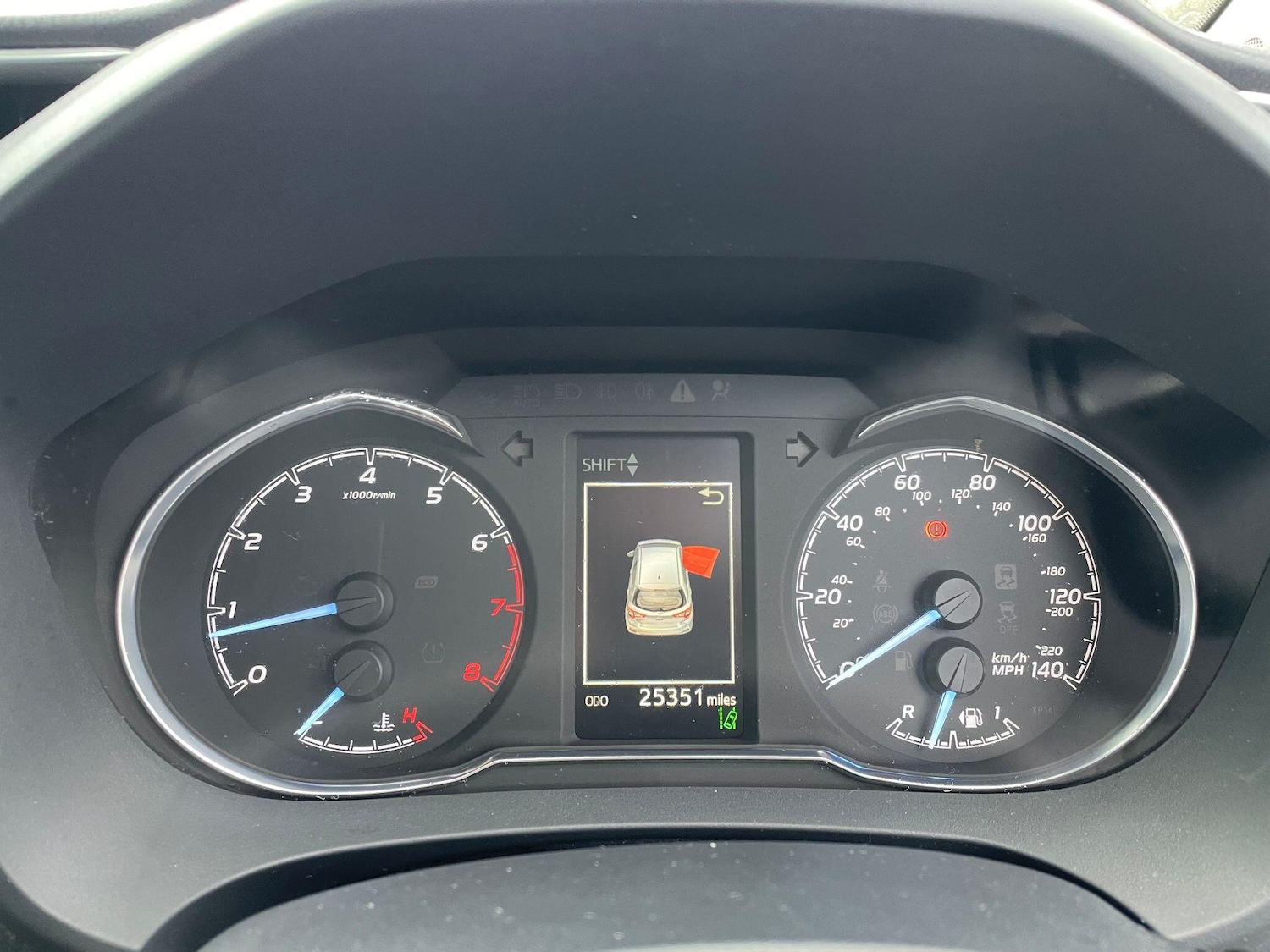 Used Toyota Yaris 2020 for sale - 76607203: Photo 8