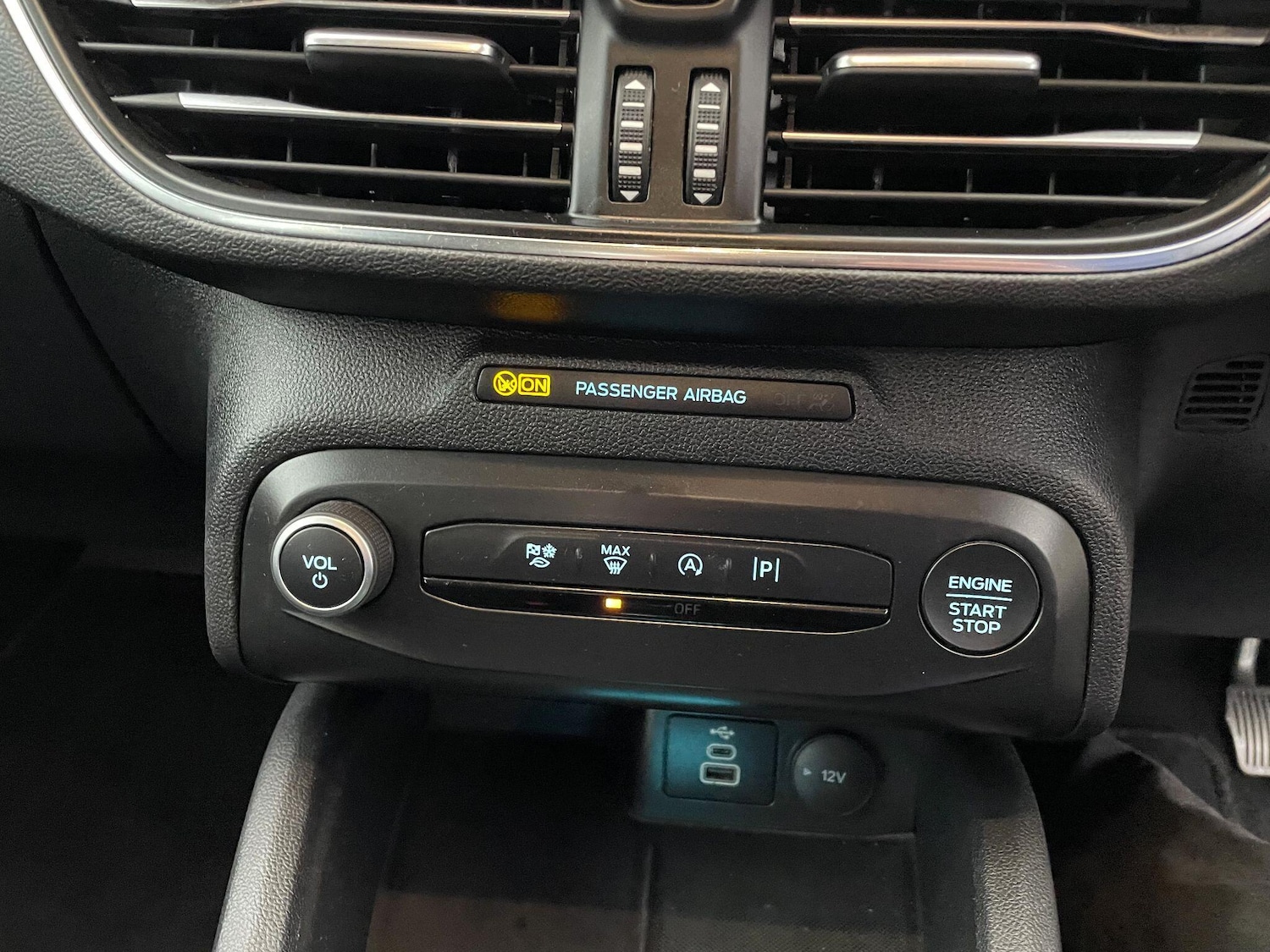 Used Ford Focus for sale - 77242363: Photo 15