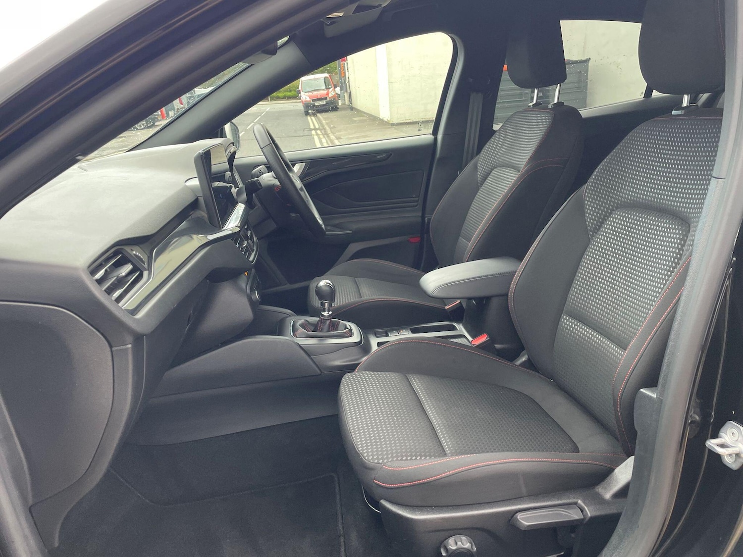 Used Ford Focus 2023 for sale - 76409402: Photo 26