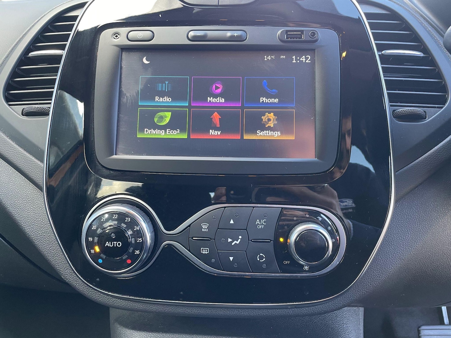 Used Renault Captur 2018 for sale - 76537801: Photo 18