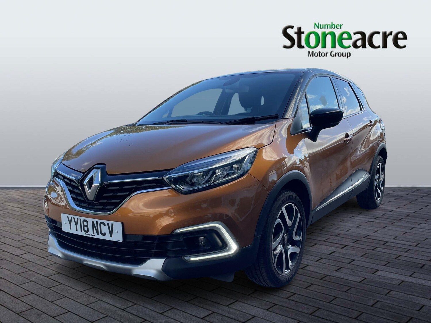 Used Renault Captur 2018 for sale - 76537801: Photo 3