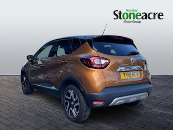 Used Renault Captur 2018 for sale - 76537801: Photo