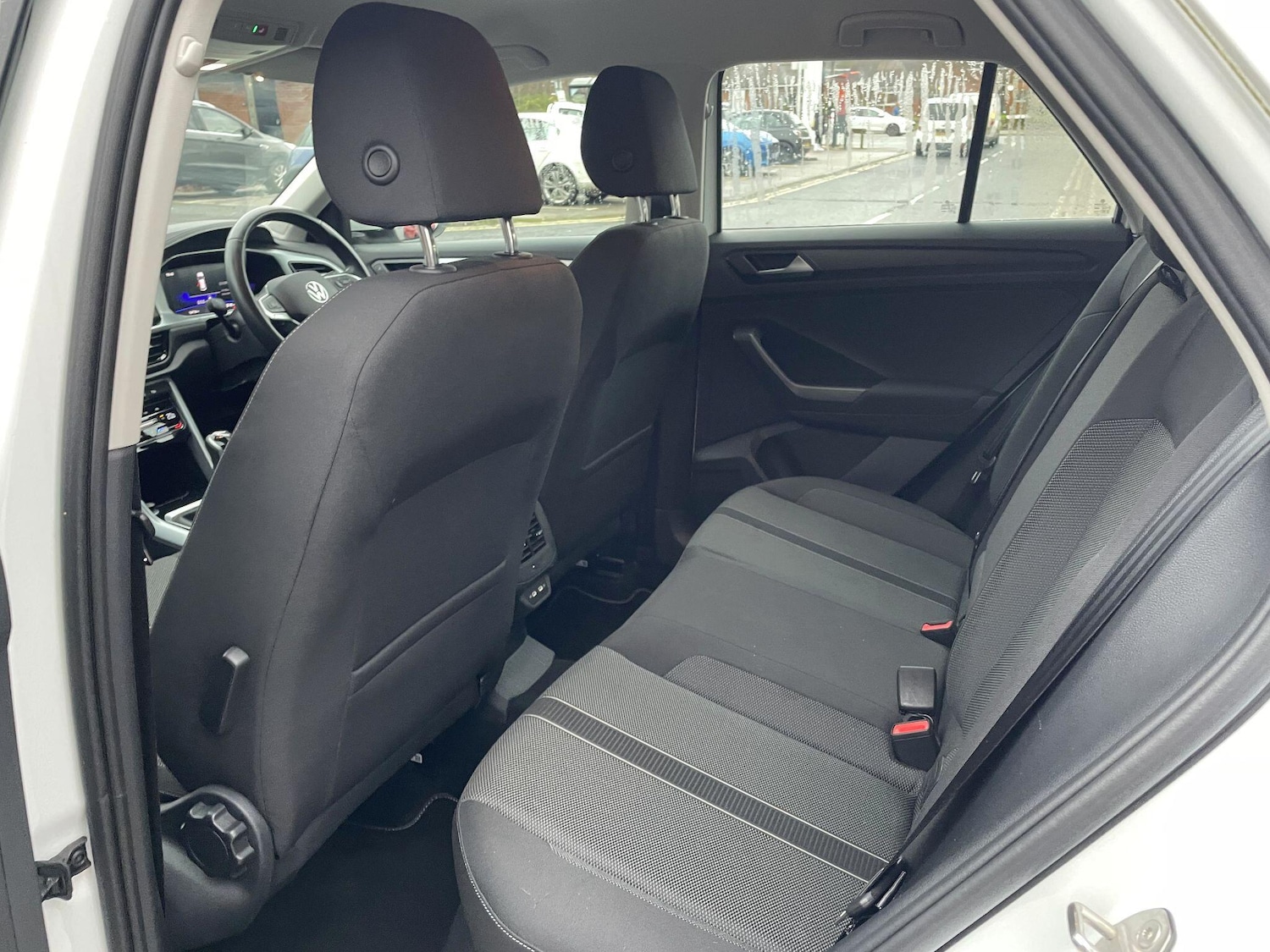 Used Volkswagen T-Roc 2022 for sale - 77020918: Photo 14