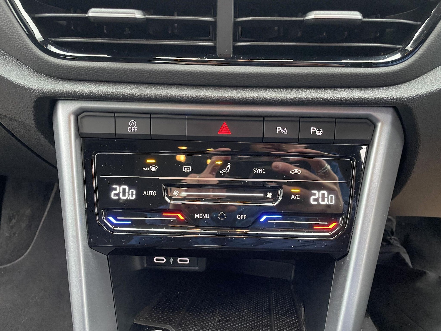 Used Volkswagen T-Roc 2022 for sale - 77020918: Photo 19