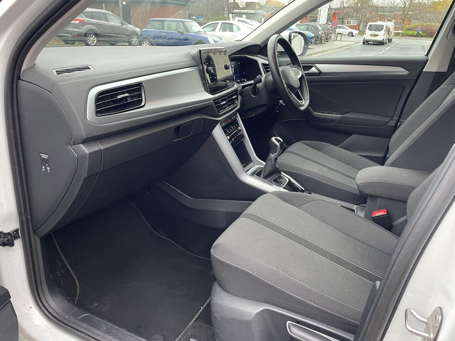 Used Volkswagen T-Roc 2022 for sale - 77020918: Photo 27