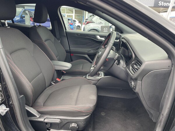 Used Ford Focus 2023 for sale - 76031875: Photo 10