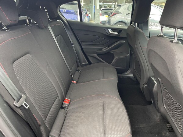 Used Ford Focus 2023 for sale - 76031875: Photo 12