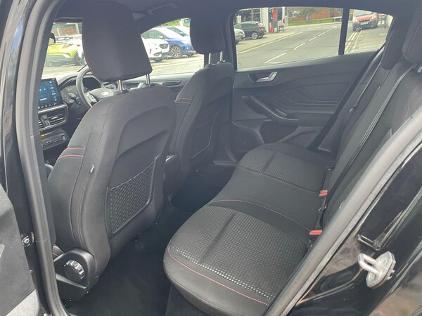 Used Ford Focus 2023 for sale - 76031875: Photo 13
