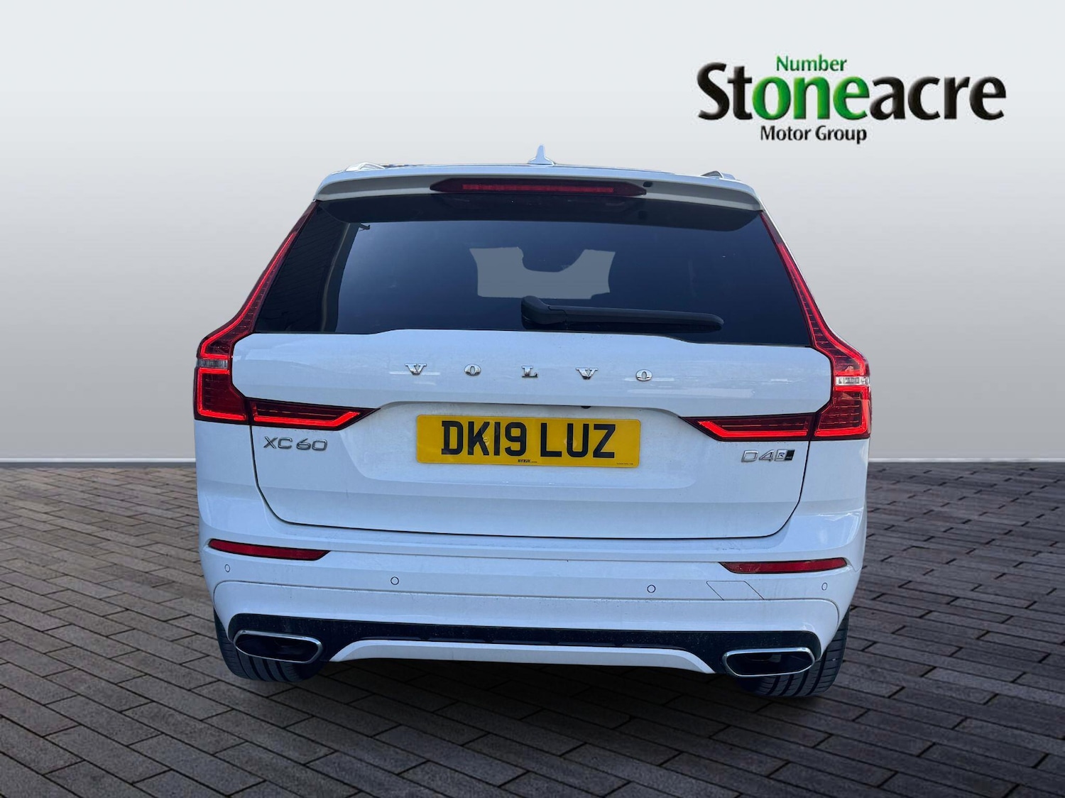 Used Volvo XC60 2019 for sale - 78170202: Photo 2