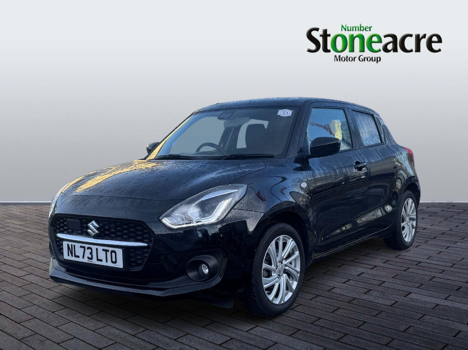 Used Suzuki Swift 2023 for sale - 77131541: Photo 1