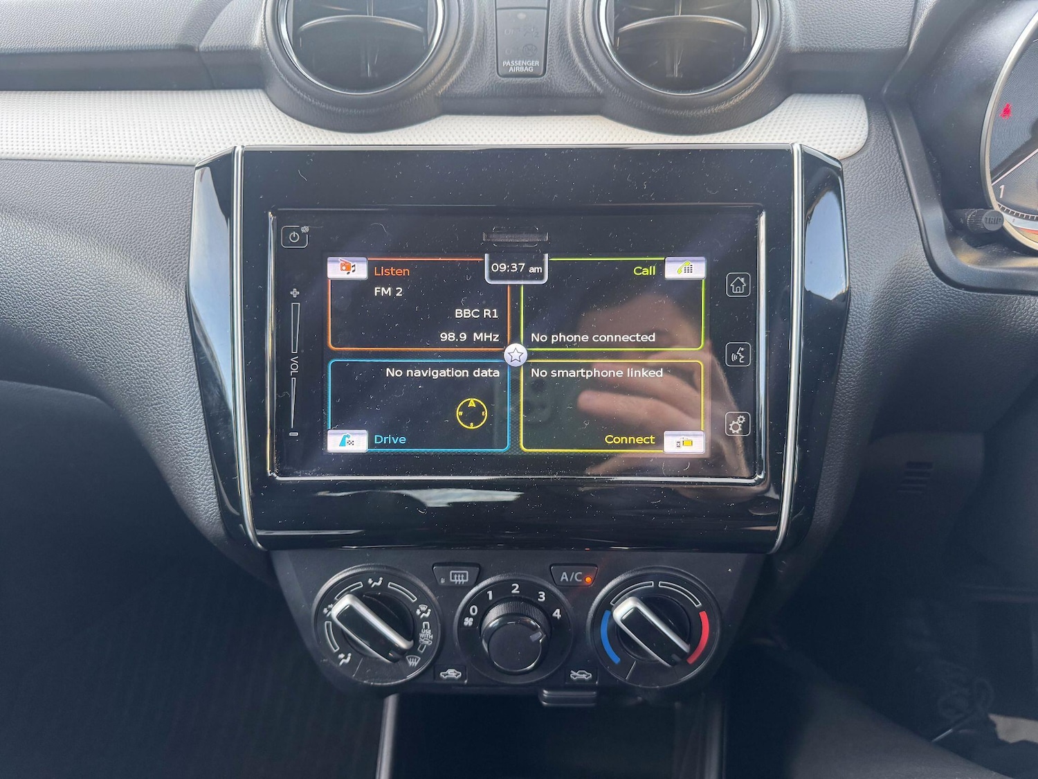 Used Suzuki Swift 2023 for sale - 77131541: Photo 12