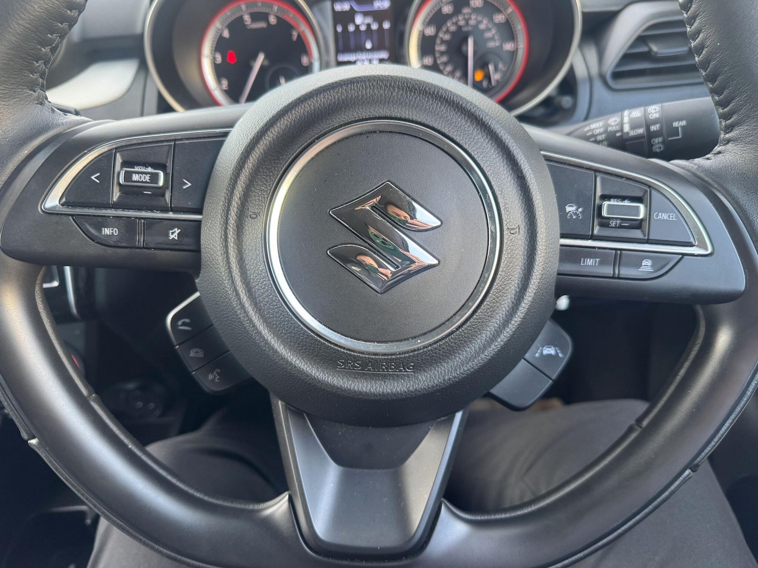 Used Suzuki Swift 2023 for sale - 77131541: Photo 15