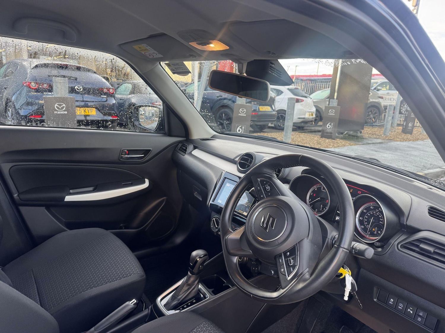 Used Suzuki Swift 2023 for sale - 77131541: Photo 9