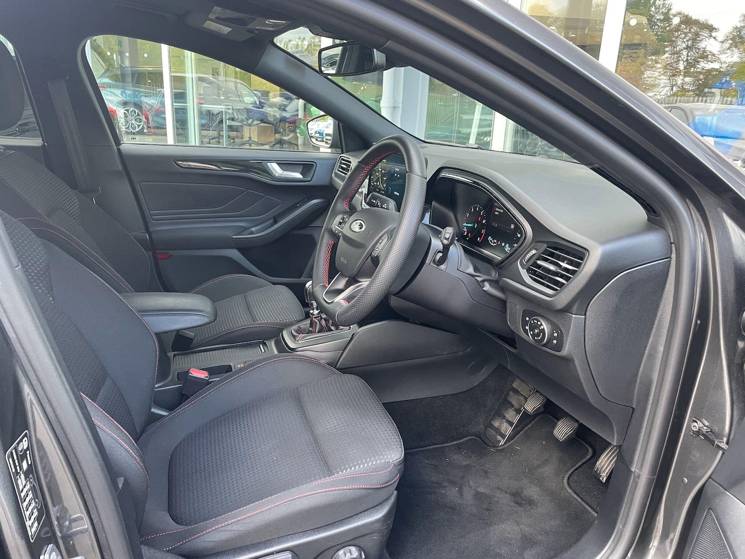 Used Ford Focus 2023 for sale - 76397841: Photo 12