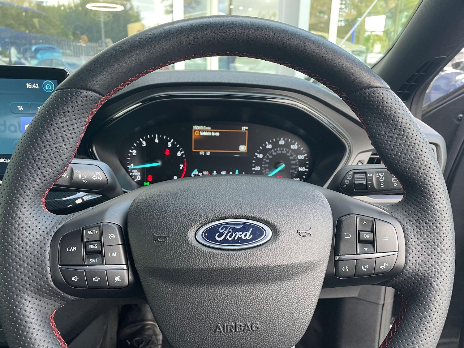 Used Ford Focus 2023 for sale - 76397841: Photo 9