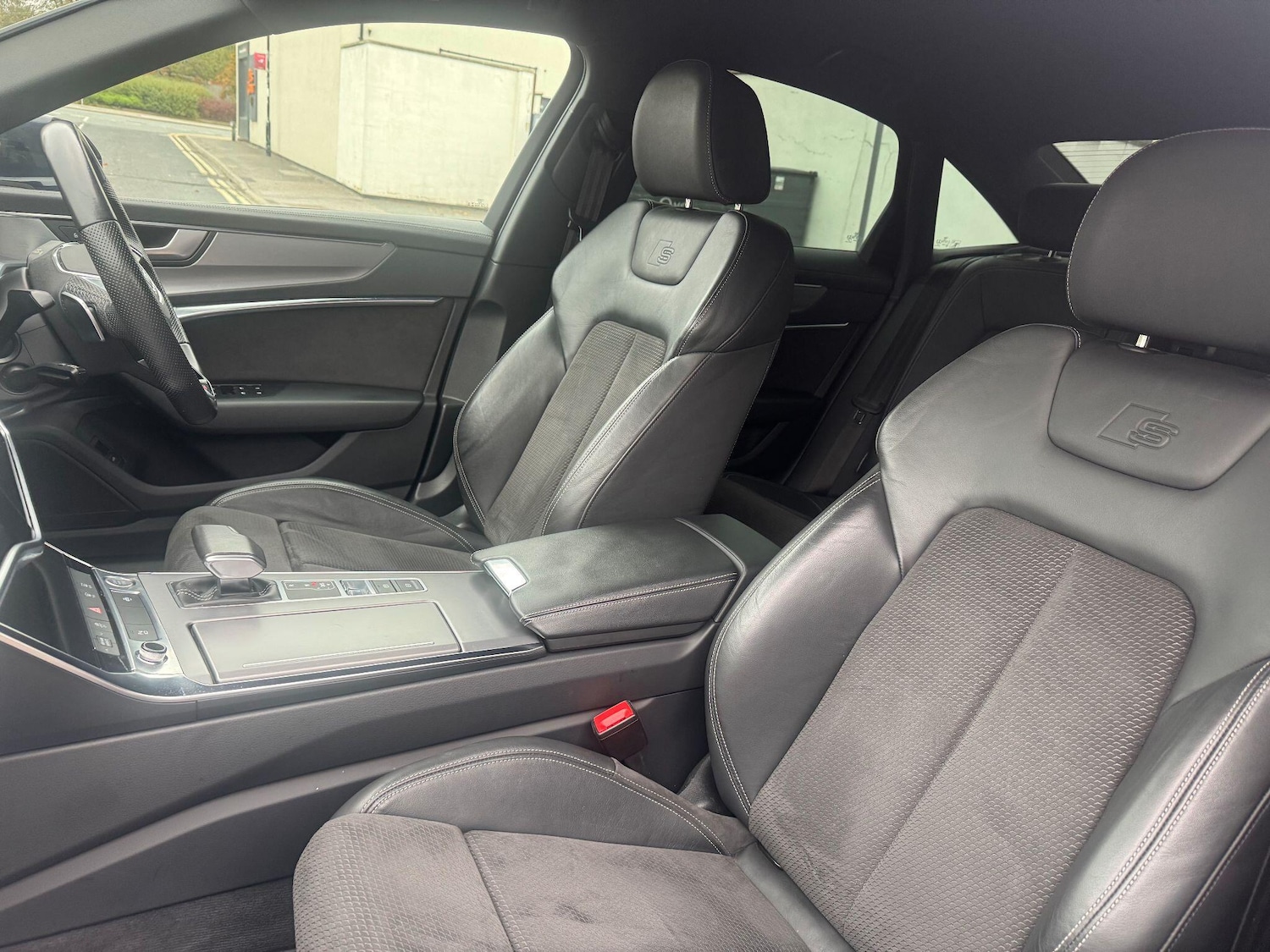 Used Audi A6 Saloon 2019 for sale - 76348810: Photo 22