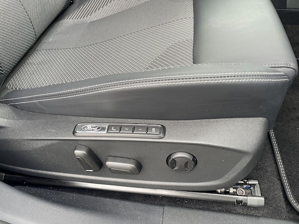 Used Ford Explorer 2024 for sale - 76283976: Photo 15