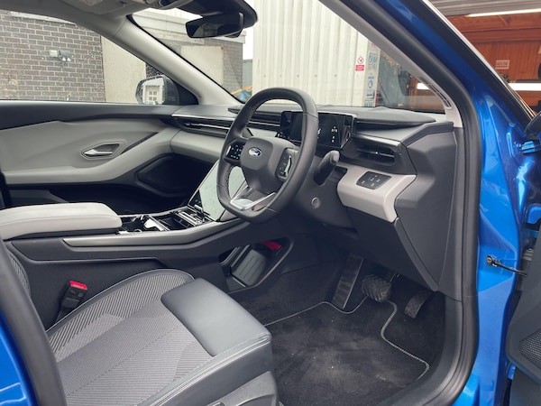 Used Ford Explorer 2024 for sale - 76283976: Photo 9