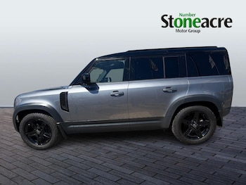 Used Land Rover Defender 110 2022 for sale - 78982572: Photo
