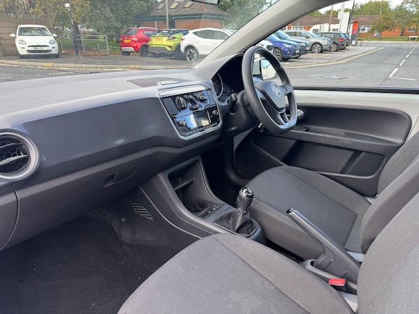 Used Volkswagen up! 2018 for sale - 76084642: Photo 10