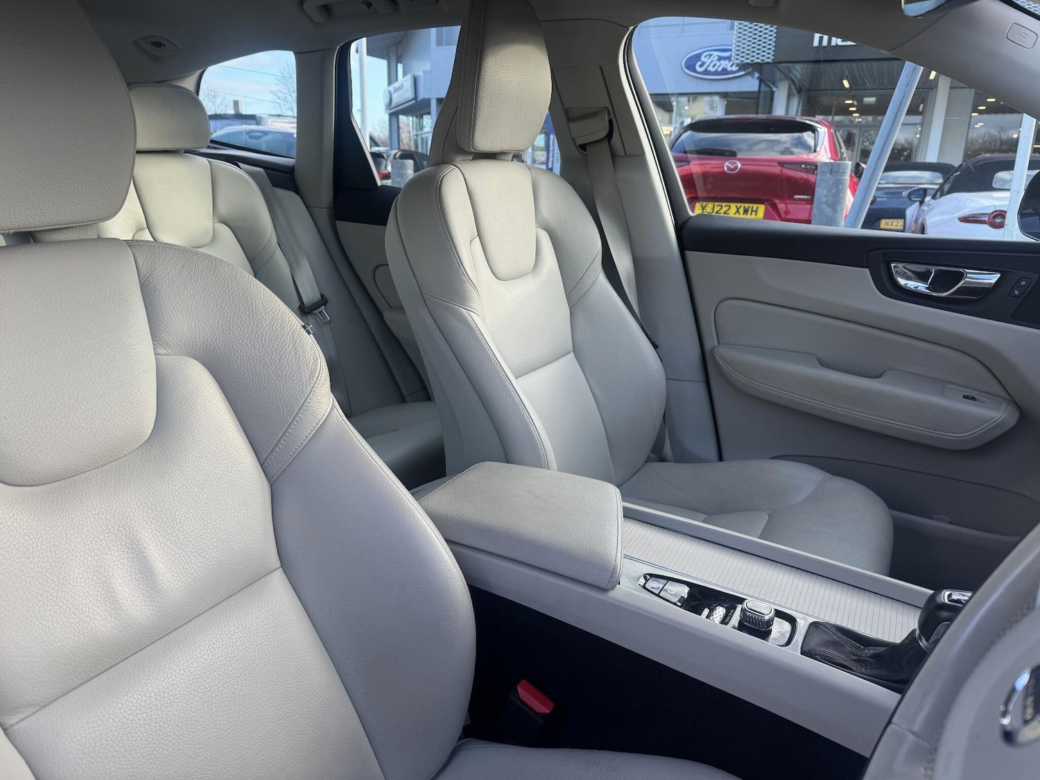 Used Volvo XC60 2018 for sale - 77067084: Photo 12