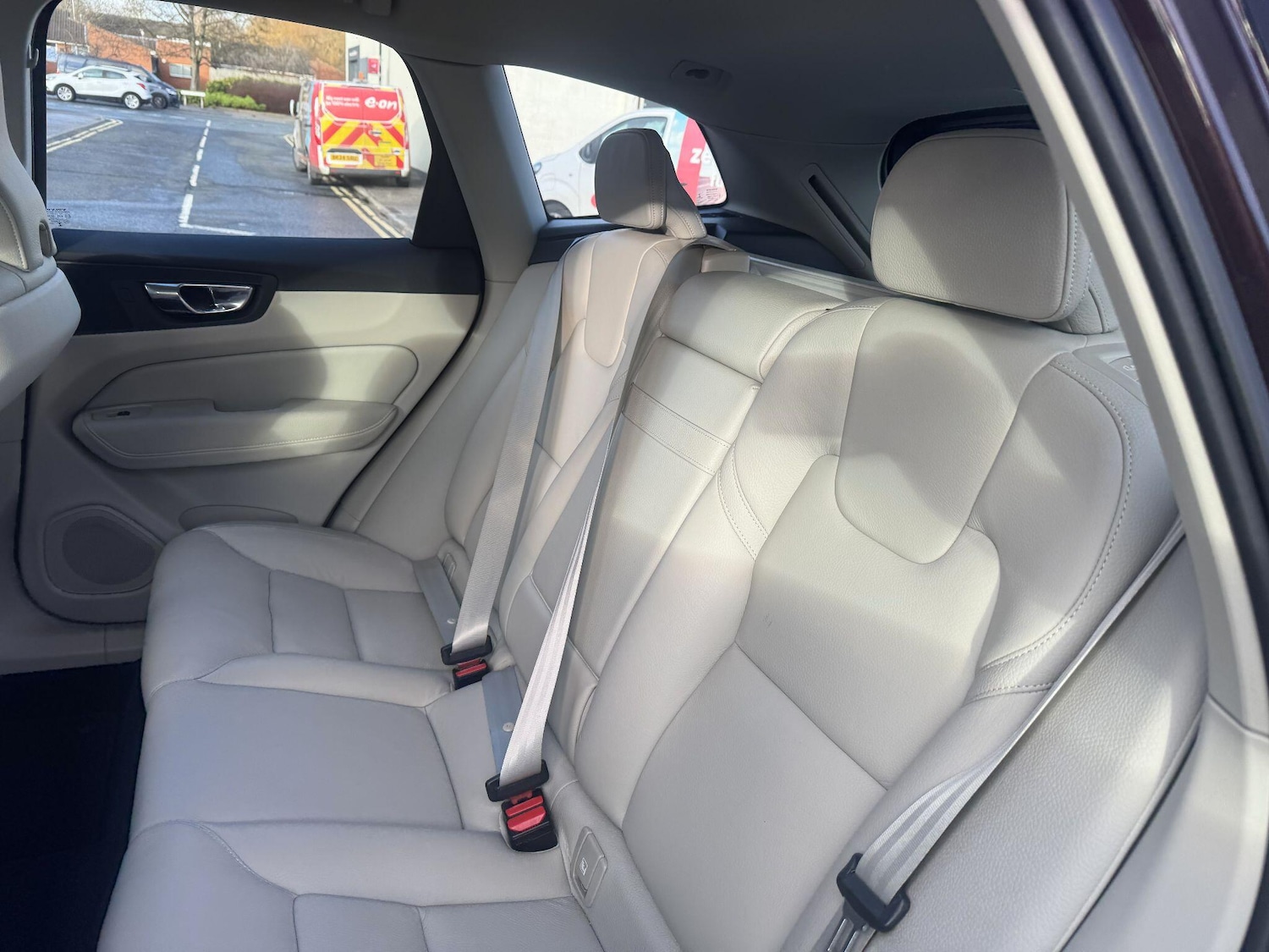 Used Volvo XC60 2018 for sale - 77067084: Photo 16