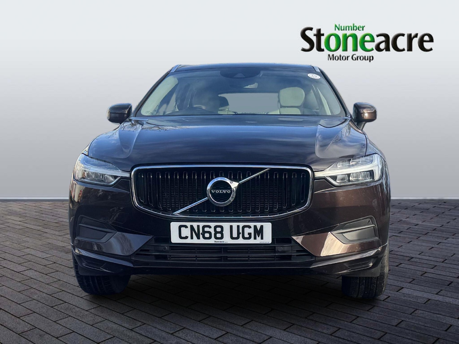 Used Volvo XC60 2018 for sale - 77067084: Photo 2