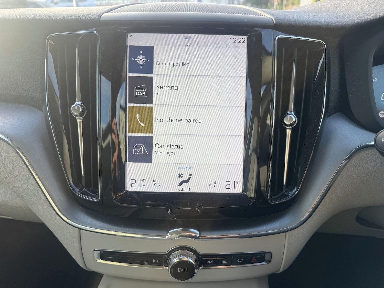 Used Volvo XC60 2018 for sale - 77067084: Photo 20